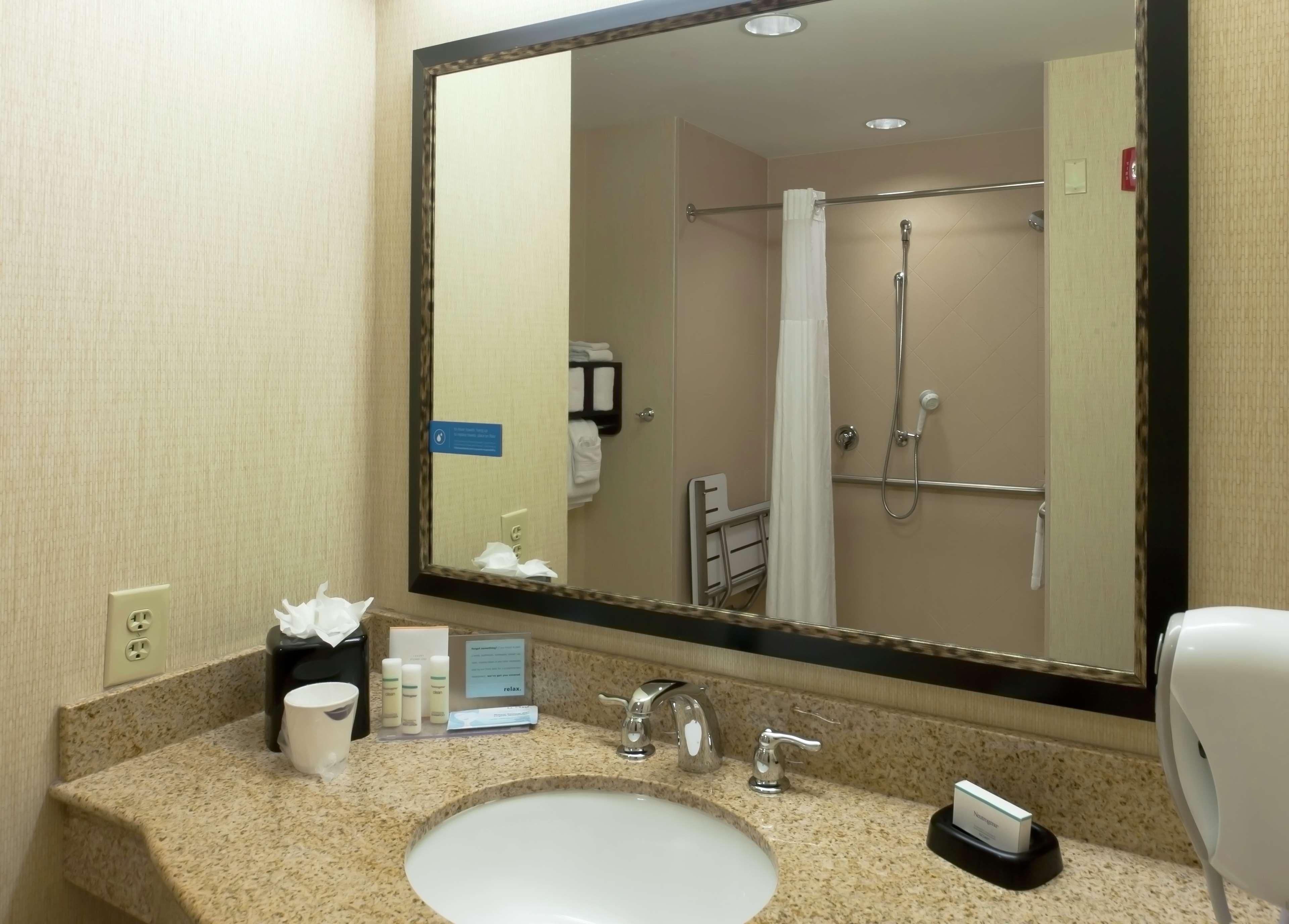 Hampton Inn North Brunswick Nj Luaran gambar